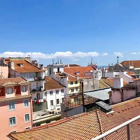 32 - Center Of Duplex Apartment, Barrio Alto * ליסבון